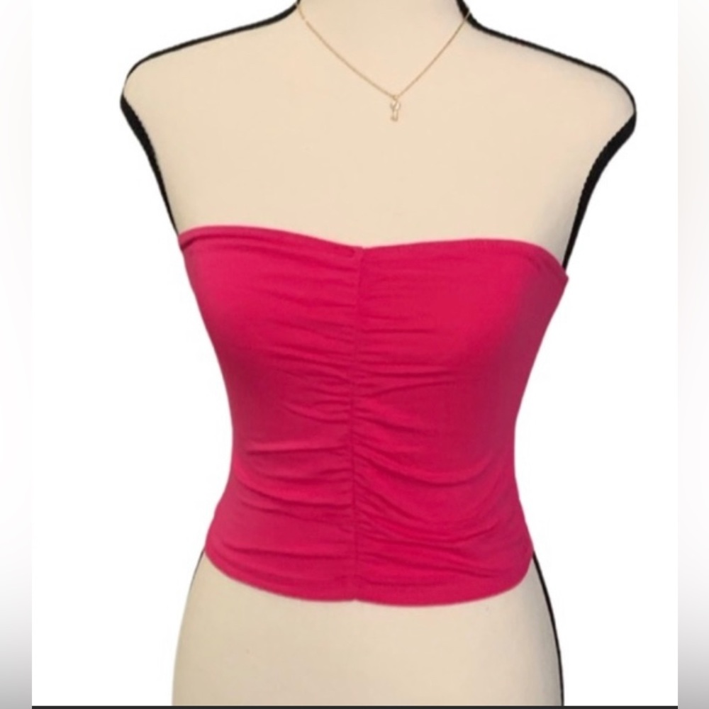 Fuchsia Ruched crop top